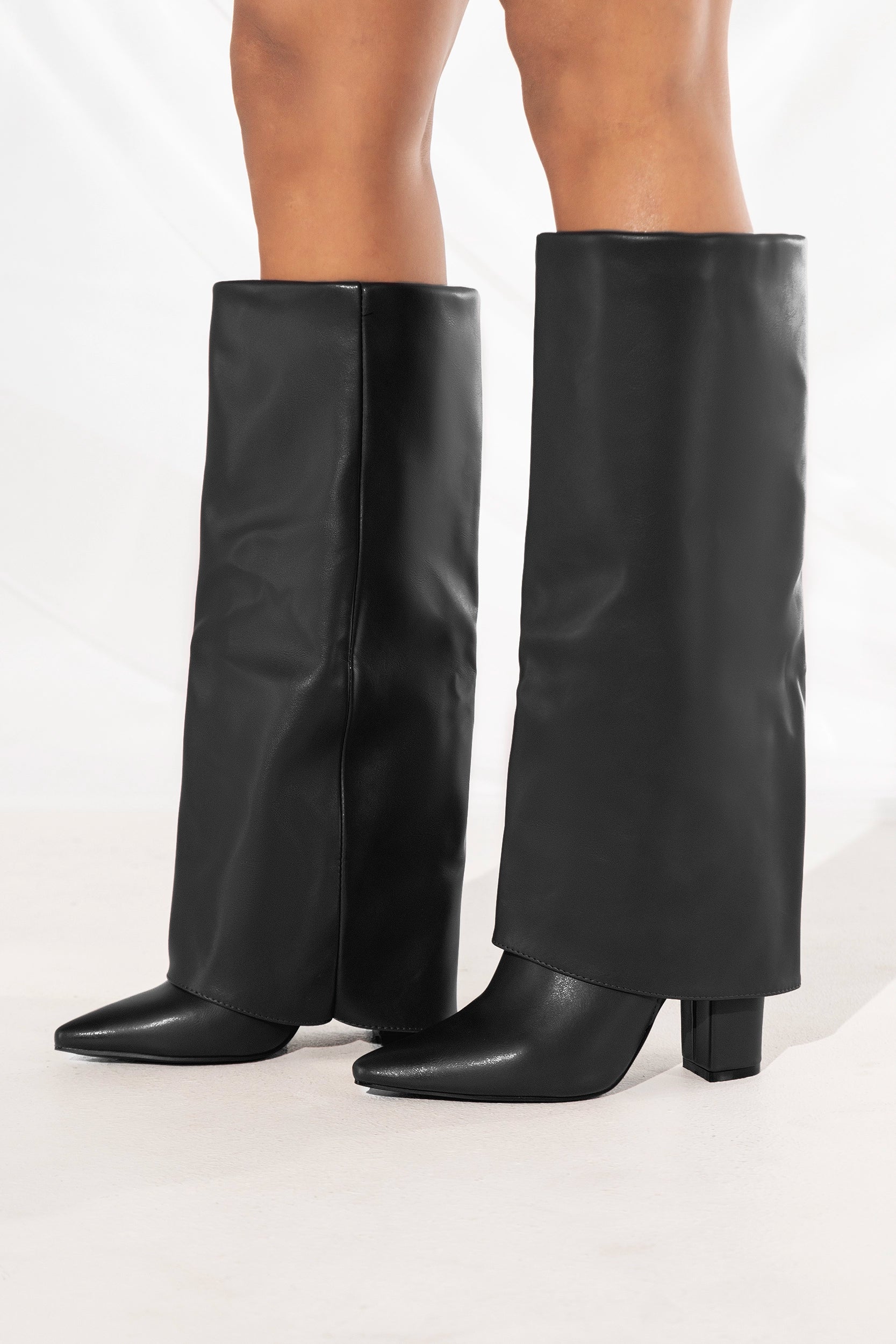 BOTAS ATENAS