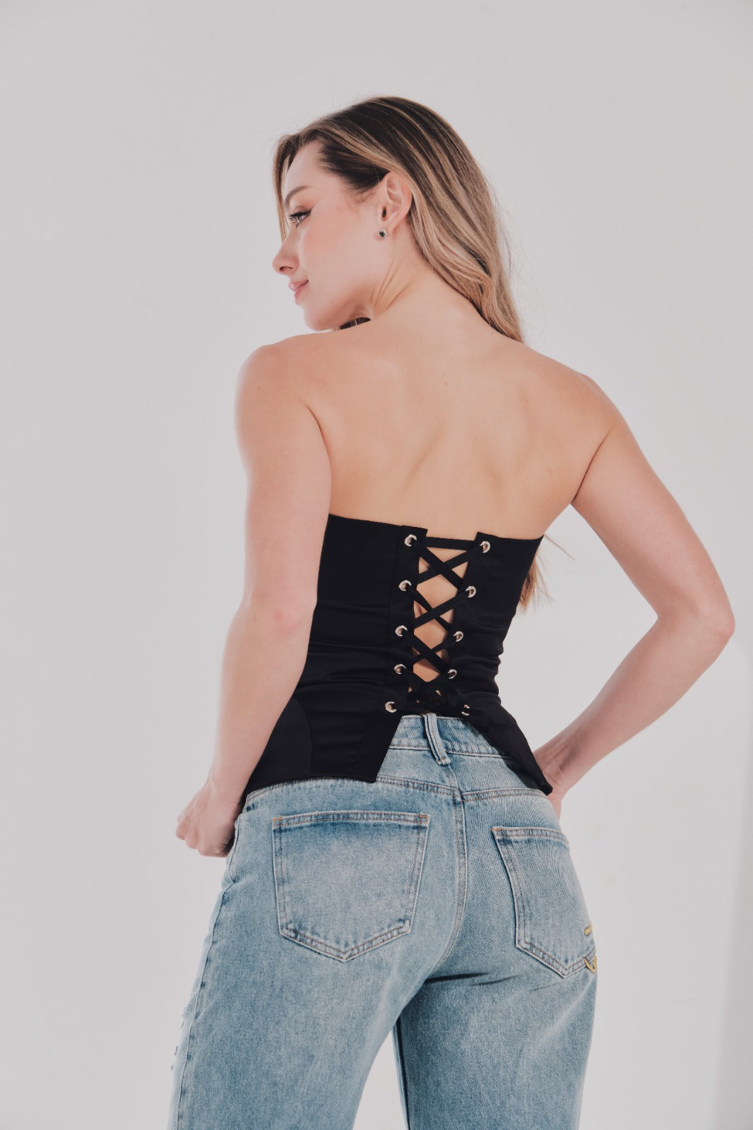 CORSET CHANDELIER