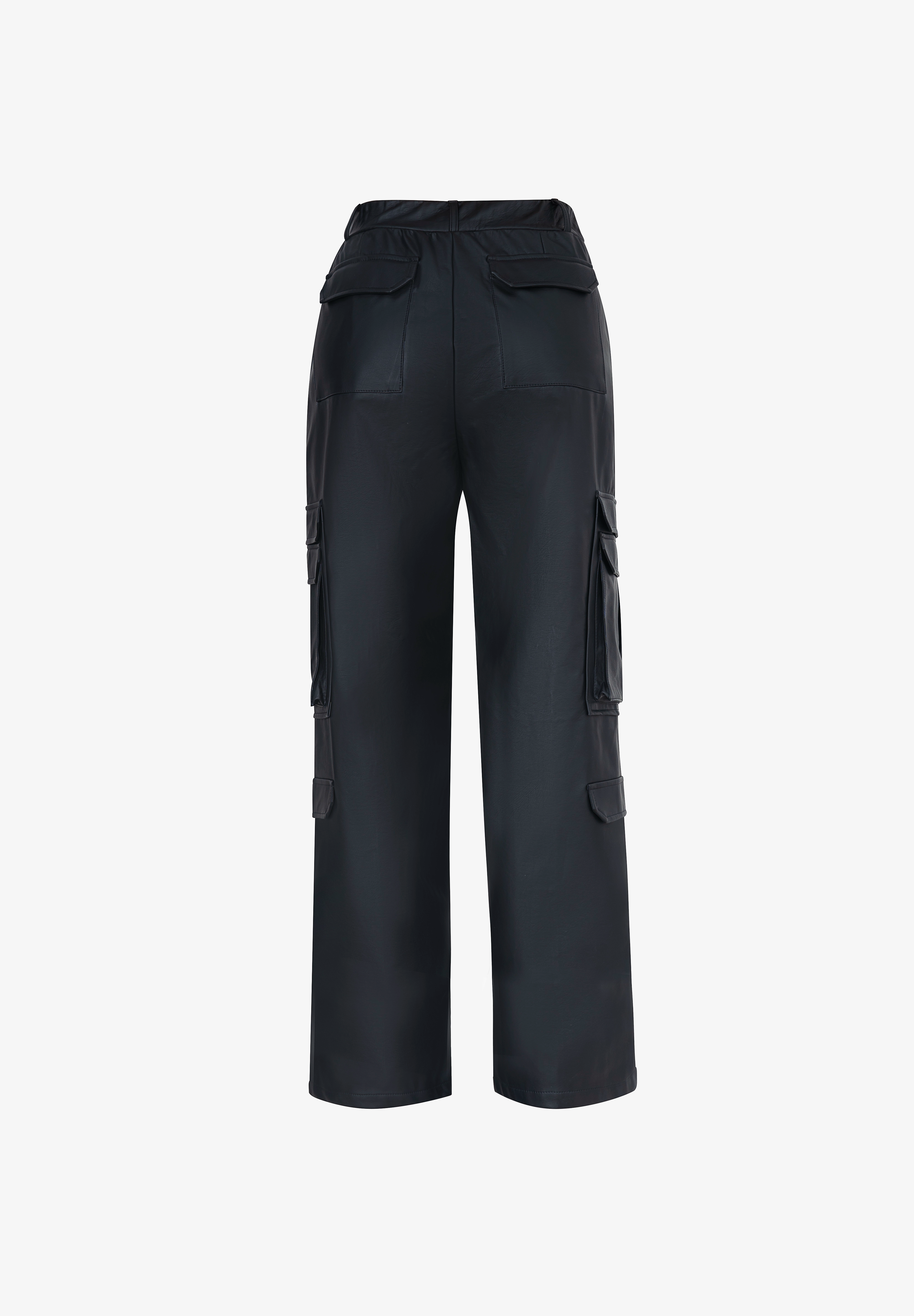 PANTALON CARGO CUERO