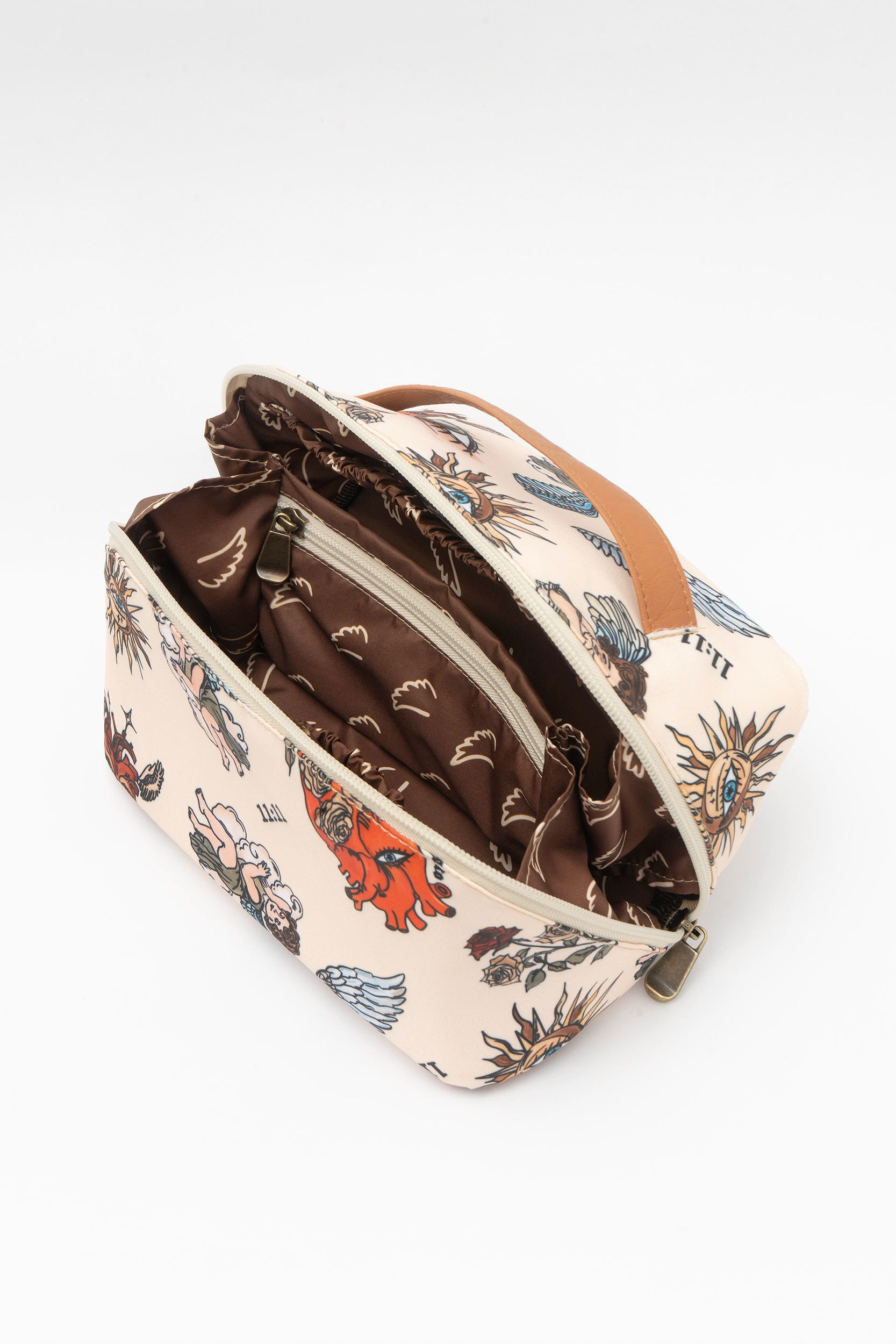 COSMETIQUERA ANGELS 11:11