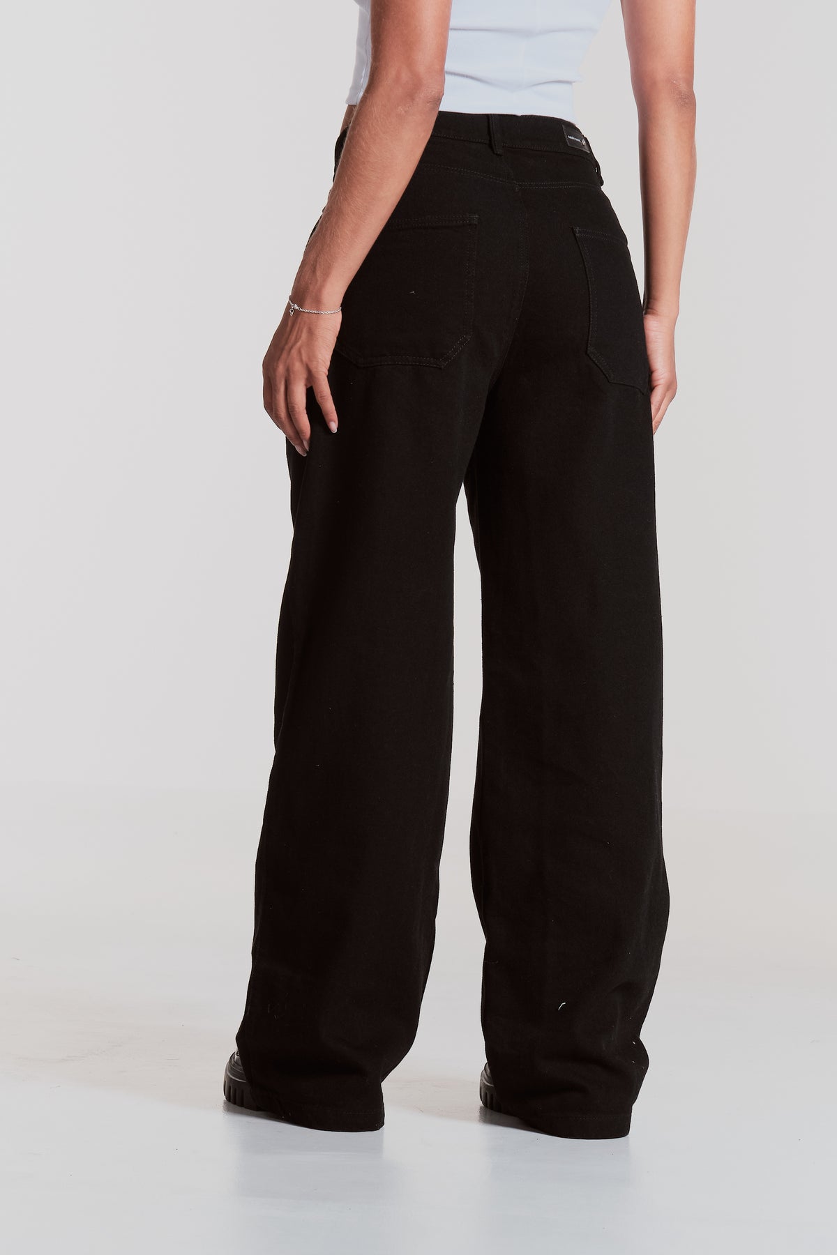 JEAN OJALYS