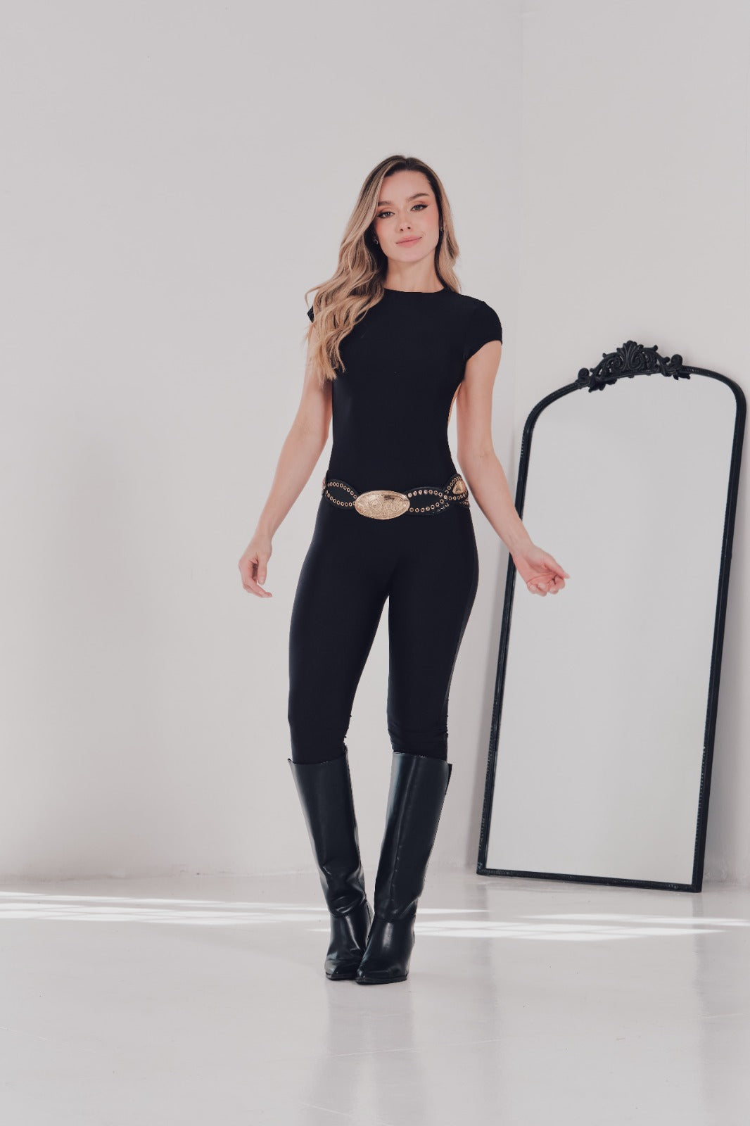 BACK JUMPSUIT